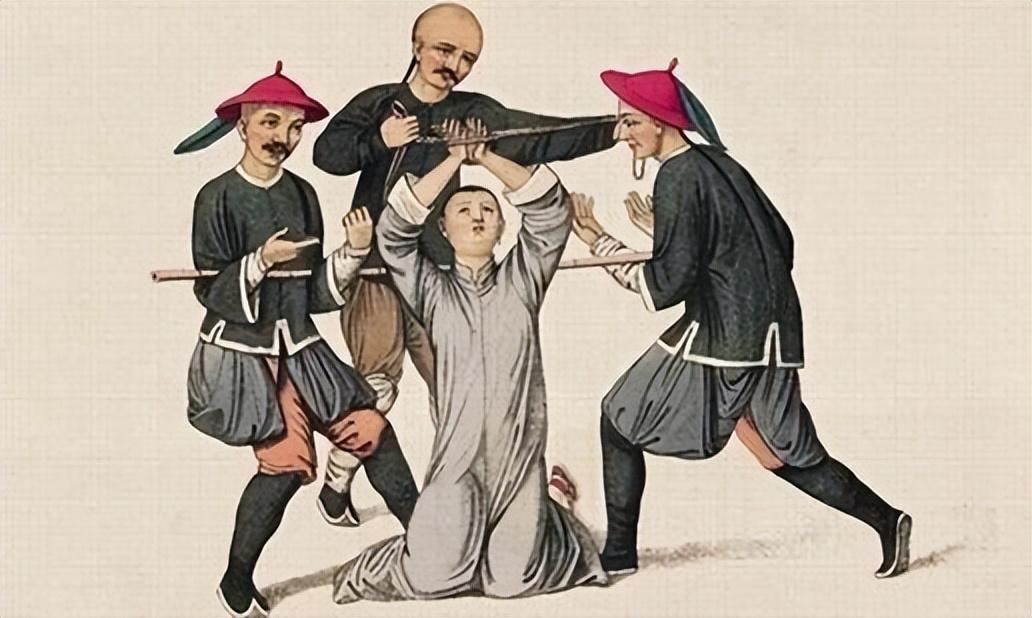 在我国出土的有关"交子"的文物上,赫然写着"假票军法究治"或"伪造者依