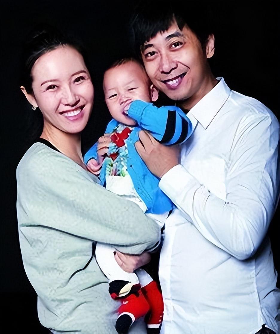 回顾一级演员王学圻与结婚40年的妻子对簿公堂离婚后今怎样了