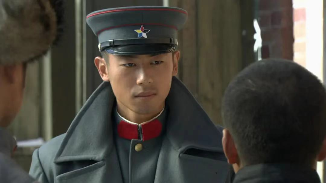 回顾朱亚文抛弃相恋七年的富家女转身爱上陈思诚女友结局如何