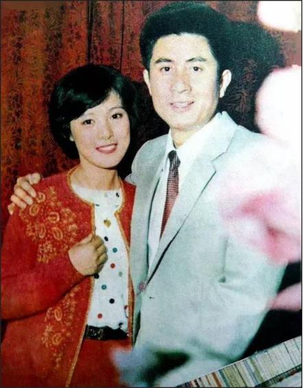 回顾演员尤勇智二婚娶小10岁沈蓉21年宠妻如宝两人至今无子