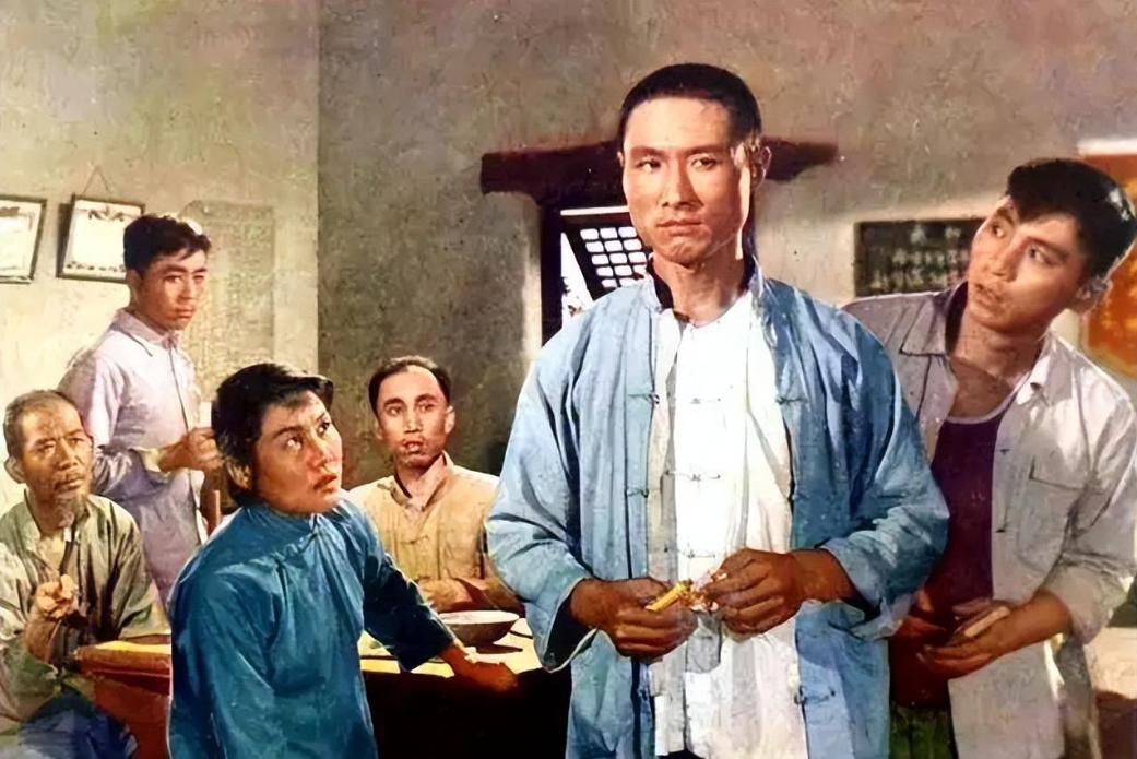 回顾仲星火发妻去世2年后再婚被亲生女儿赶出家门91岁离世