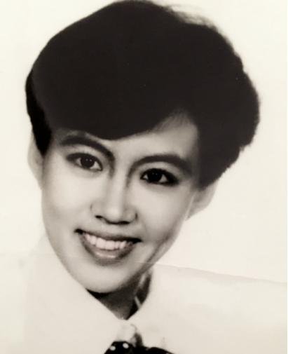 回顾演员马丽低调演戏33年嫁圈外丈夫生一子57岁风韵犹存