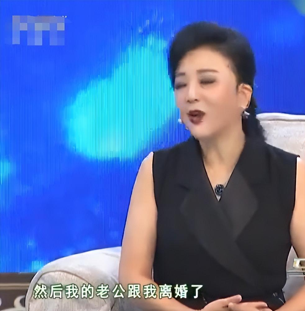 回顾梁丽22岁被丈夫告上法院离婚时家产仅剩一个冰箱