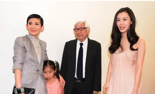 回顾陈可辛父亲去世是我的痛来生我再做您儿子不给您留遗憾