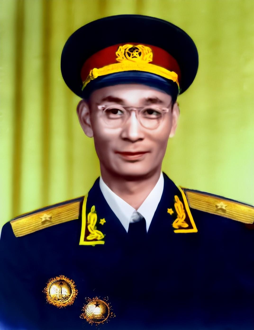 他毙俘61位国军将领为何49年才被升为军长邓公谈话时说出实情