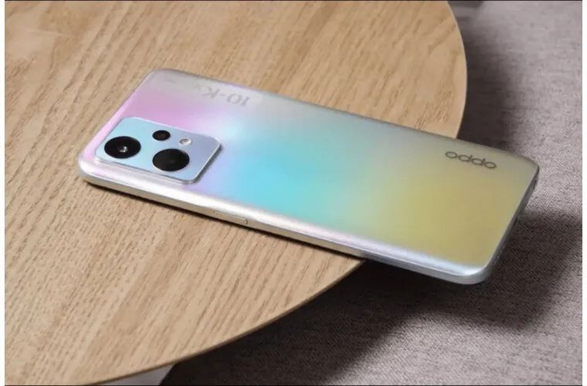 59英寸lcd屏幕,5000mah电池和骁龙695处理器,满足日常使用需求.