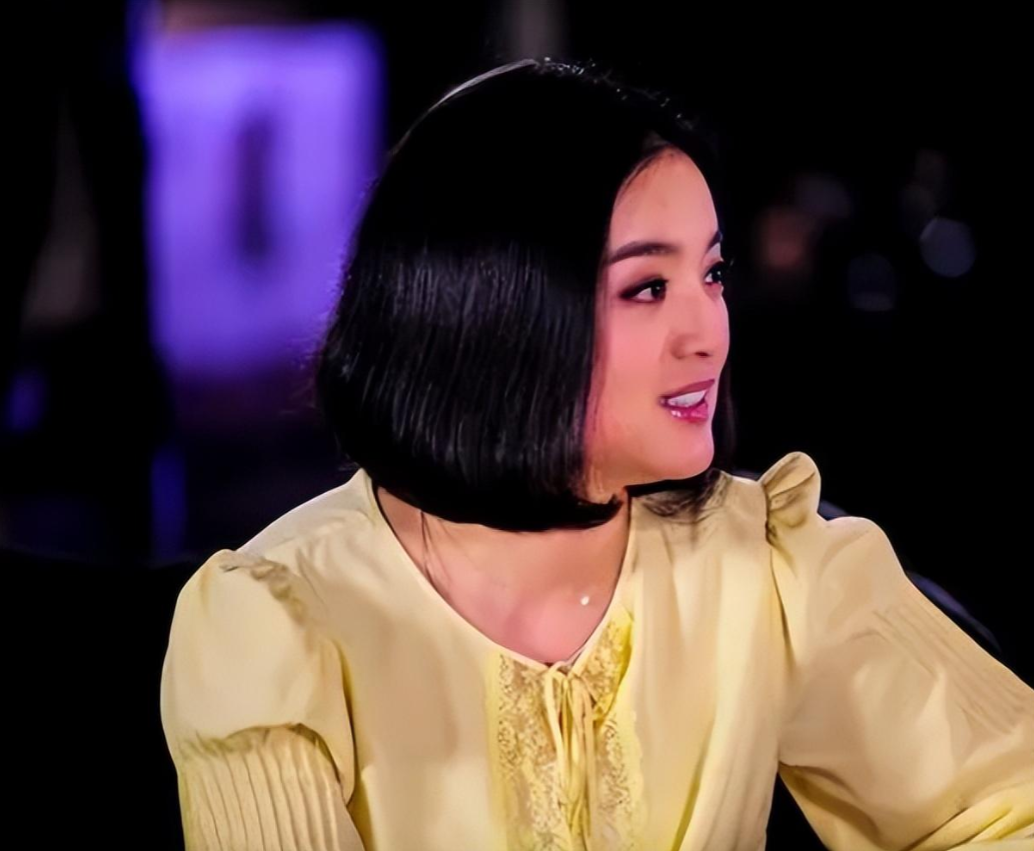 回顾白雪中年离异后收获完美姐弟恋婚后爱情事业双丰收