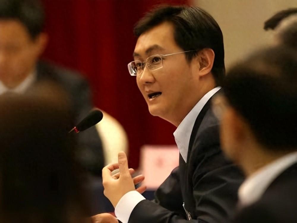 回顾:腾讯究竟在面临着什么?为什么马化腾会这么有危机感?