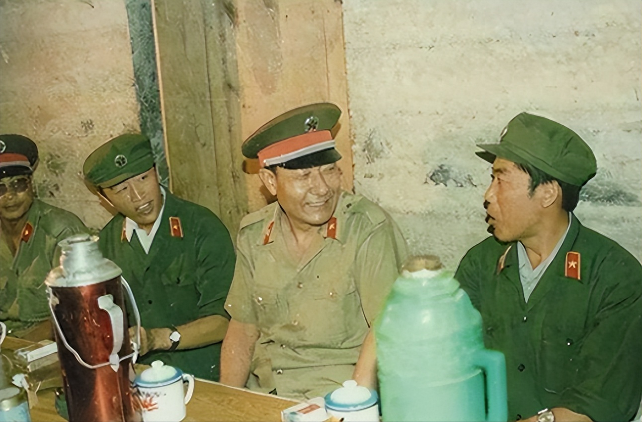 "这是1983年,我军第三十九军副军长黄达宣在接收到新军长任命时,惊讶