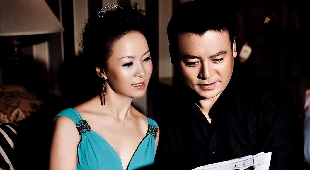 回顾演员赵越嫁二婚佟凡恩爱25年57岁无儿无女亦无悔