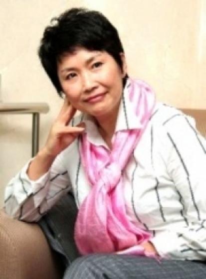 回顾体育女主播宁辛58岁没孩子与丈夫分居21年风光背后有艰辛