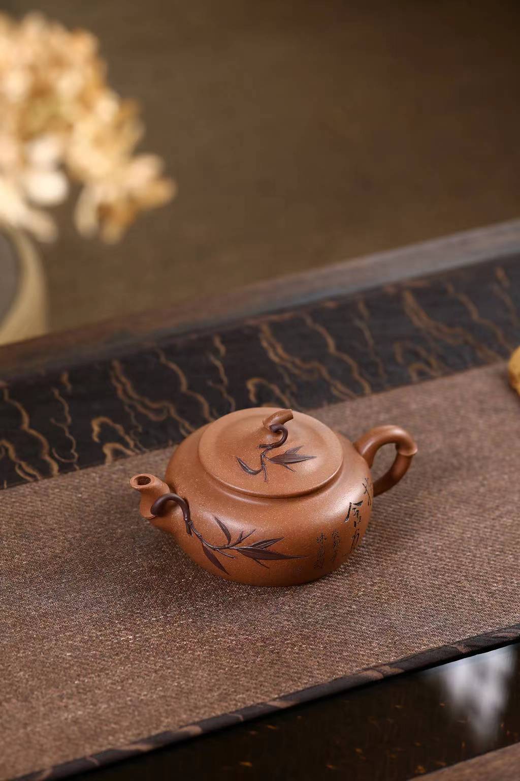 「收藏佳作」高级工艺美术师余立平「雅竹」紫砂壶