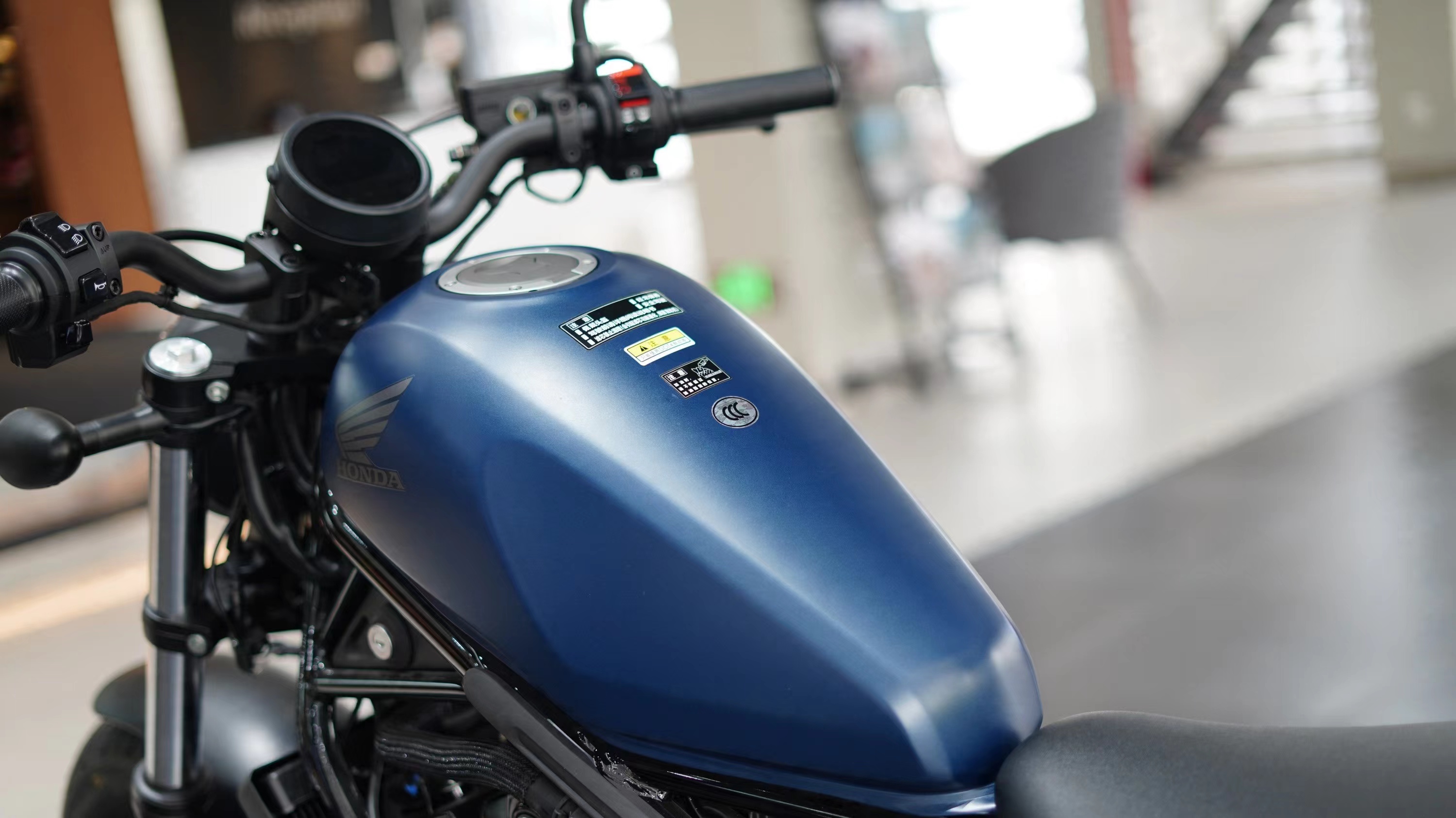 2024款本田cm500迎来升级,售价直降万元,但升级内容却令人意外