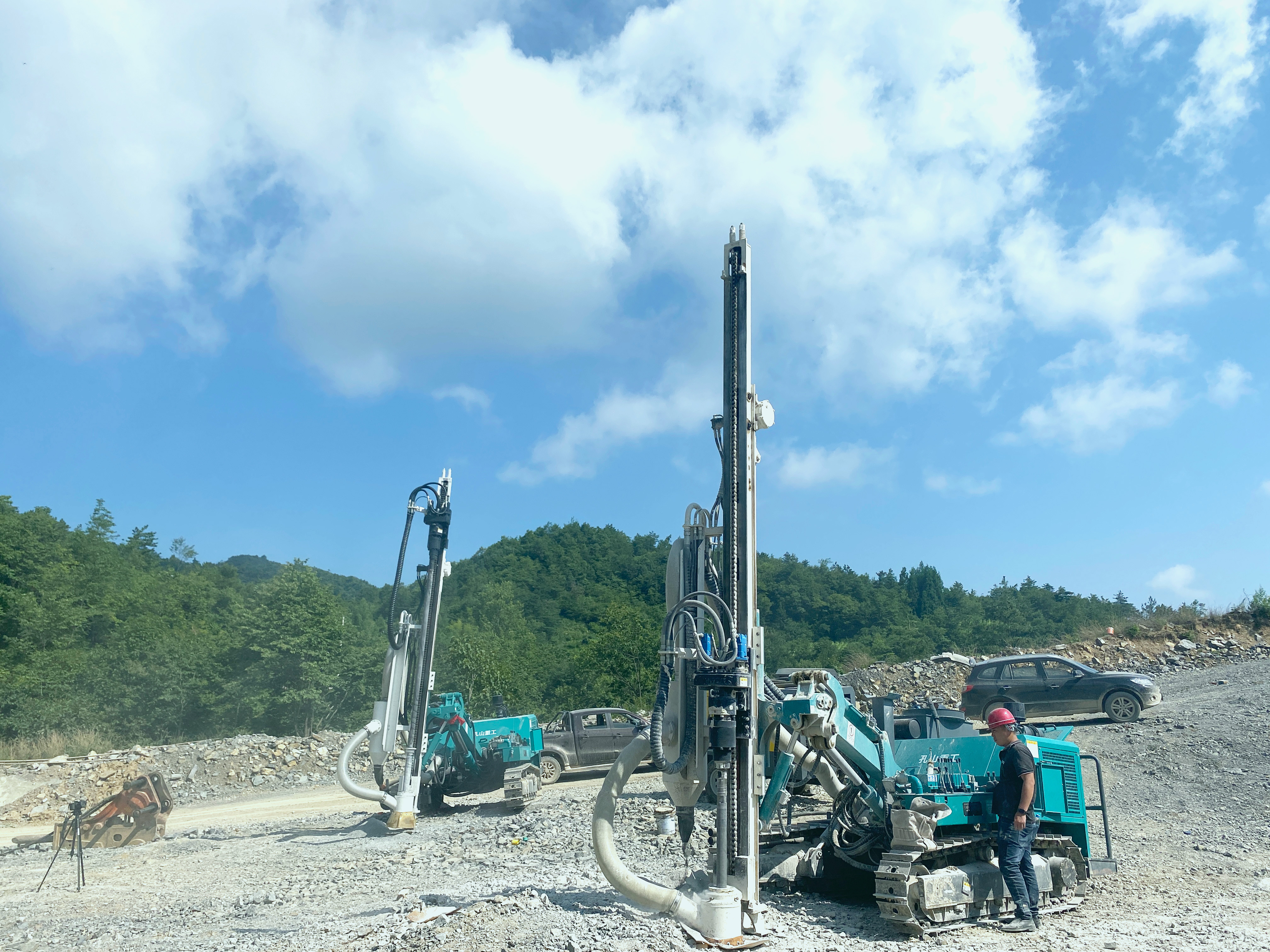 孔山ks669潜孔钻机