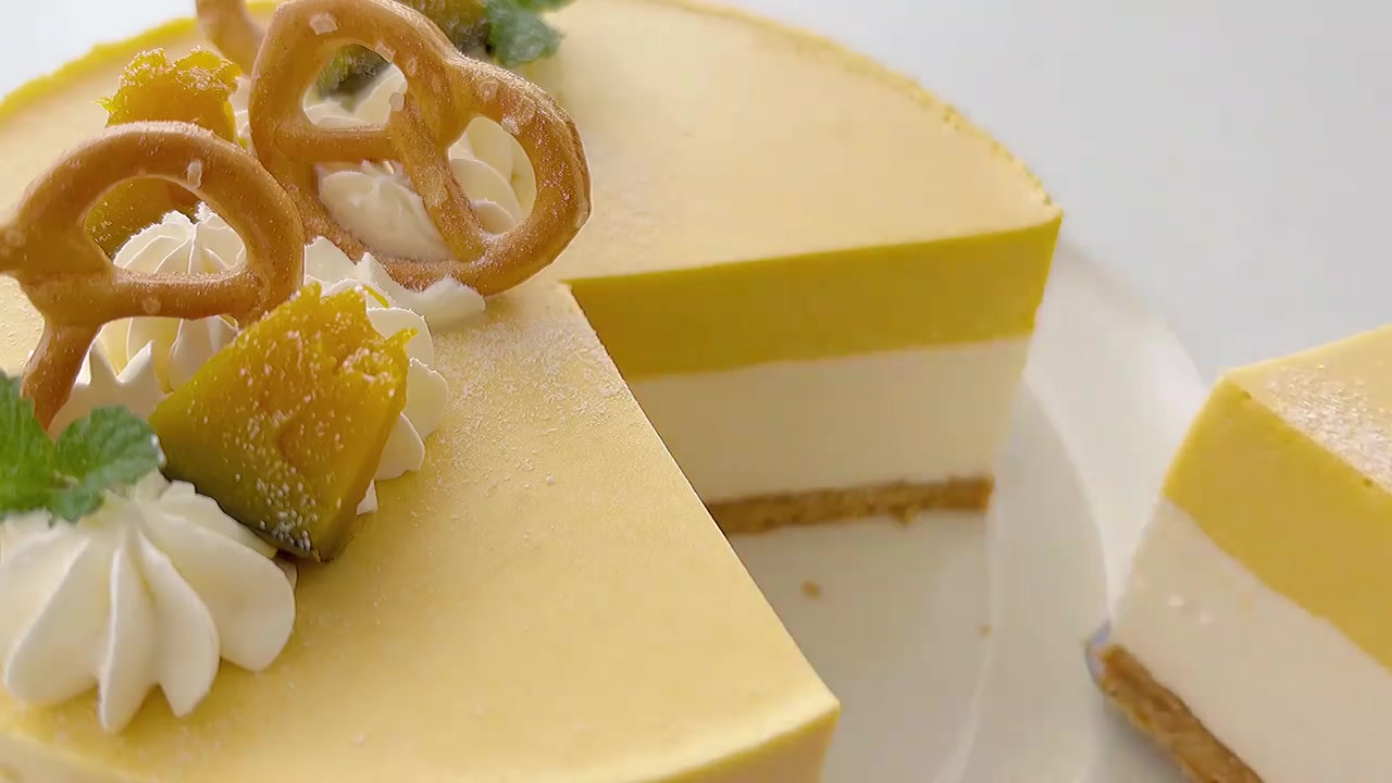 南瓜酸奶慕斯秋冬专属入口丝滑细腻