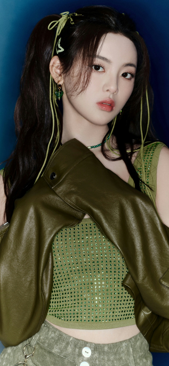 杨超越精选写真壁纸,清新甜美迷人,清纯气息扑面而来!