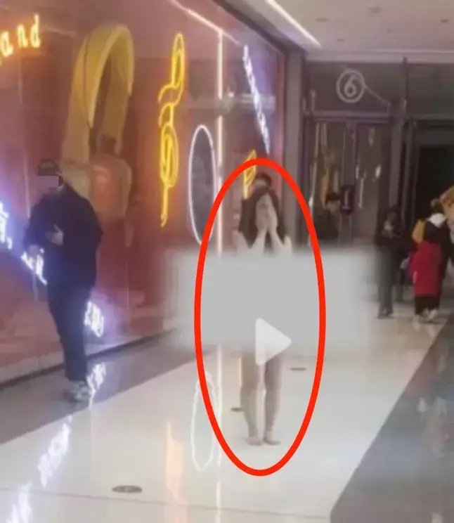 女子光体逃生图片美女一丝不挂裸体100