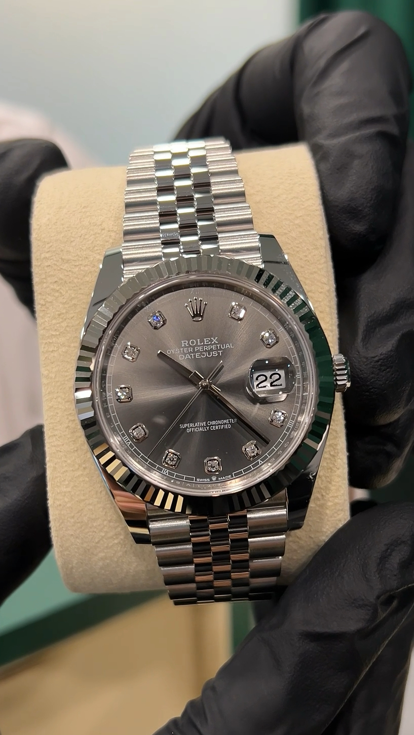 劳力士日志灰钻好买吗?