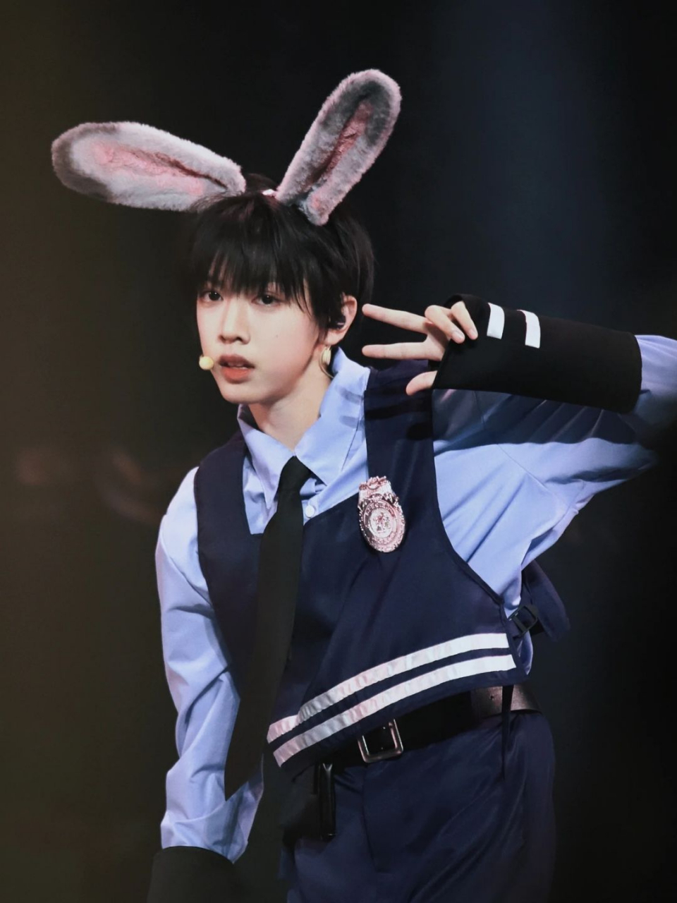 tf家族四代  🎉每次看到tf家族四代的照片,我都能感受到那份独特的