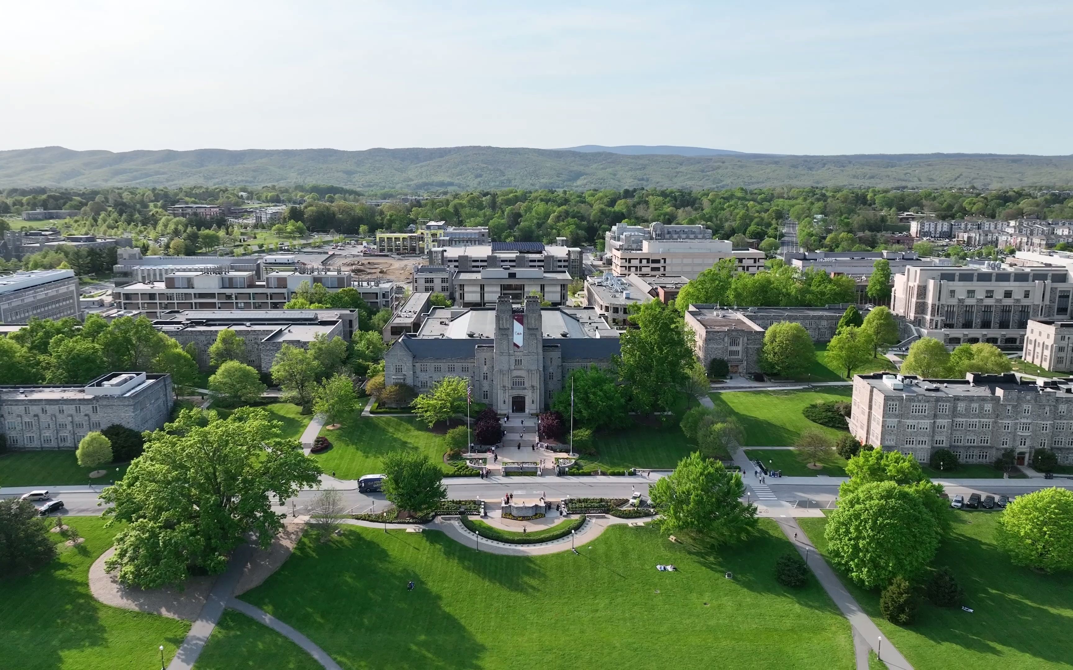 世界排名前100的大学,中国上榜11所