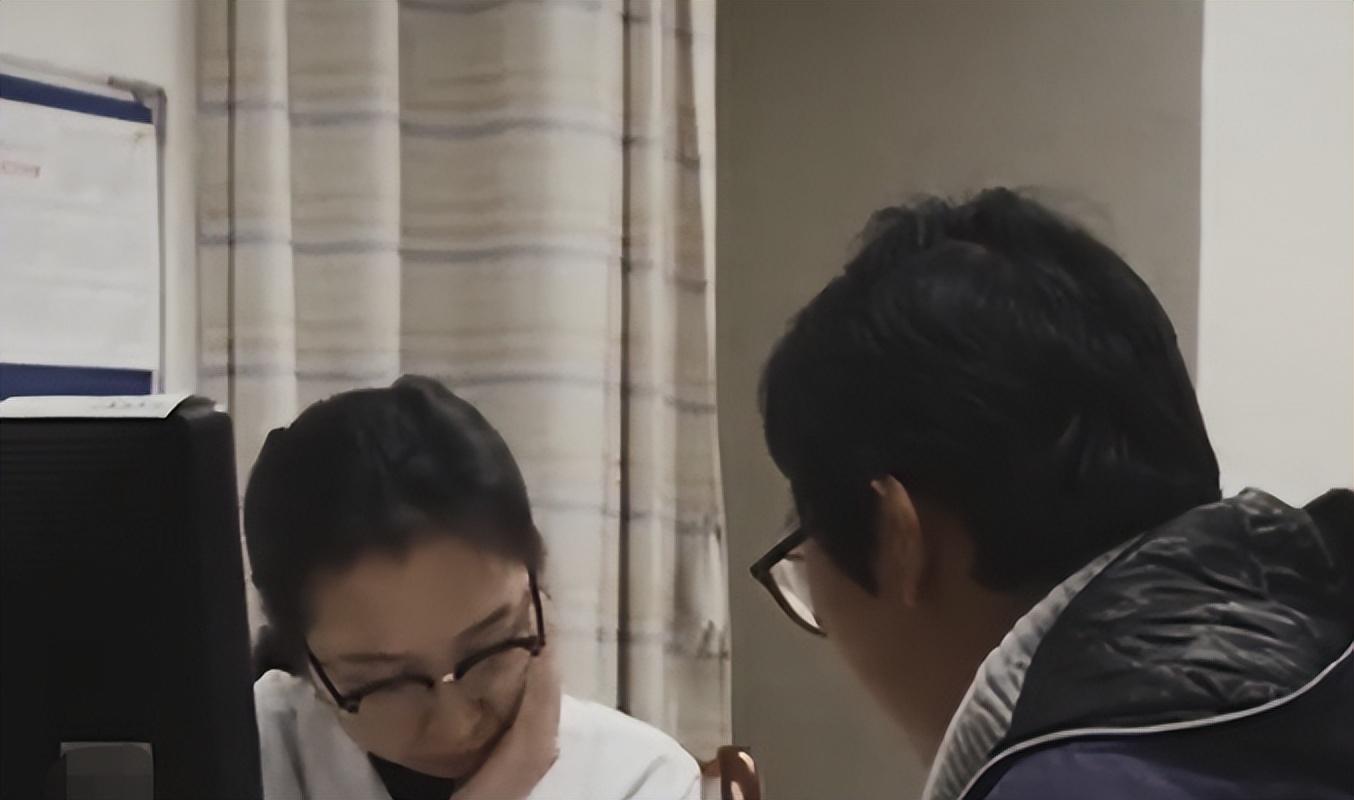 2018年上海33岁女博士赴美抗癌花光积蓄以为得救回国后崩溃