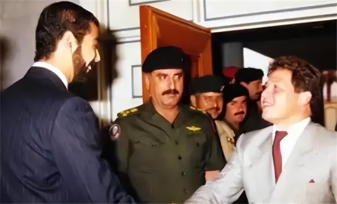 91年乌代替身离开后接受心理治疗靠安眠药入睡写下回忆录