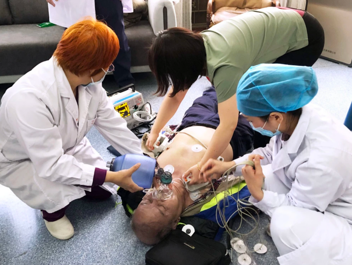 09年湖南男子割肾救妻12年后查出双肾仍在谎言揭穿下场凄惨