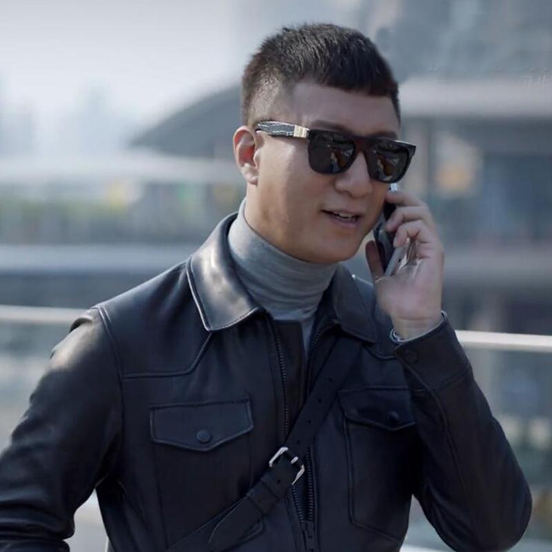 虽然自封"颜王",但孙红雷真实的颜值,我们也都清楚,绝对称不上帅气.