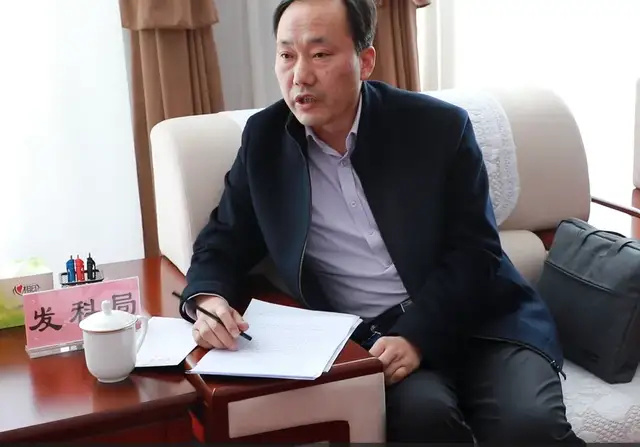 刘浩春率会员企业考察团赴榆林和神木府谷县考察