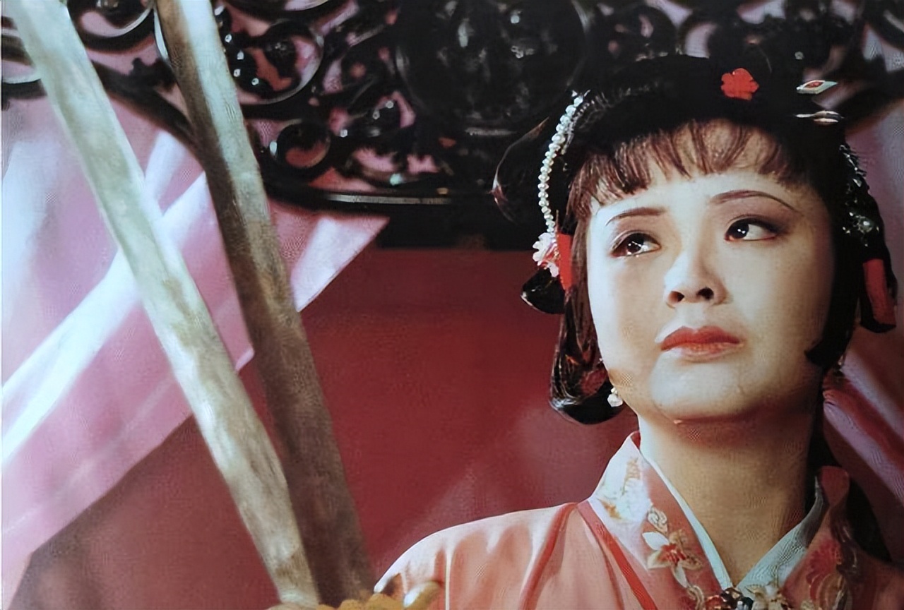 《红楼梦》被迫与尤二姐退婚的张华,被王熙凤捉弄,不值得同情