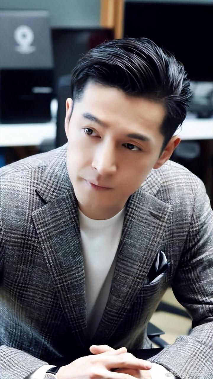 回顾8位没过气的明星胡歌上榜最后一位16年没演戏仍是顶流