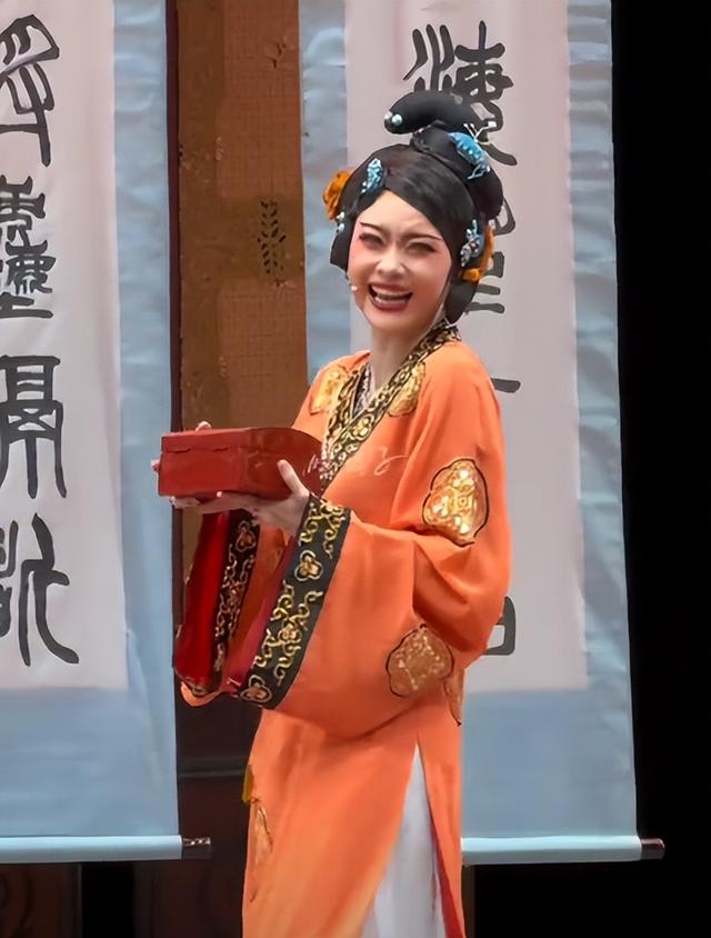 连看两场陈三两终于知道浙江小百花越剧团为什么又火了