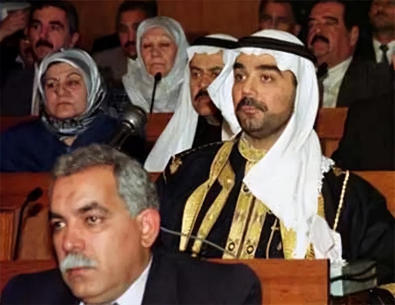 91年乌代替身离开后接受心理治疗靠安眠药入睡写下回忆录