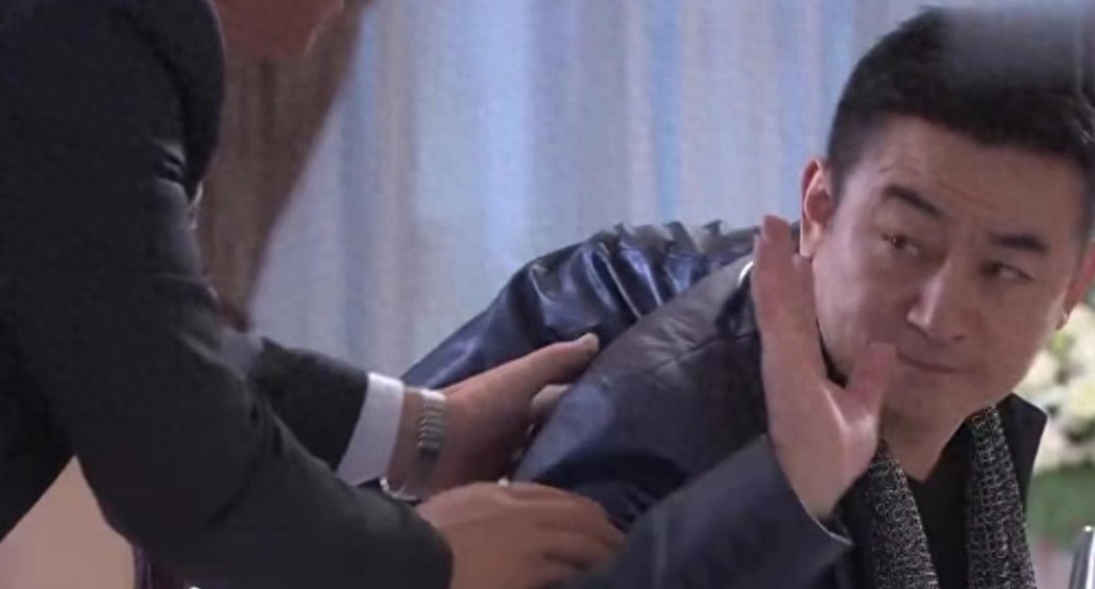 那年在工厂食堂当厨师后面女工洗衣服发现是个一饱眼福的地方