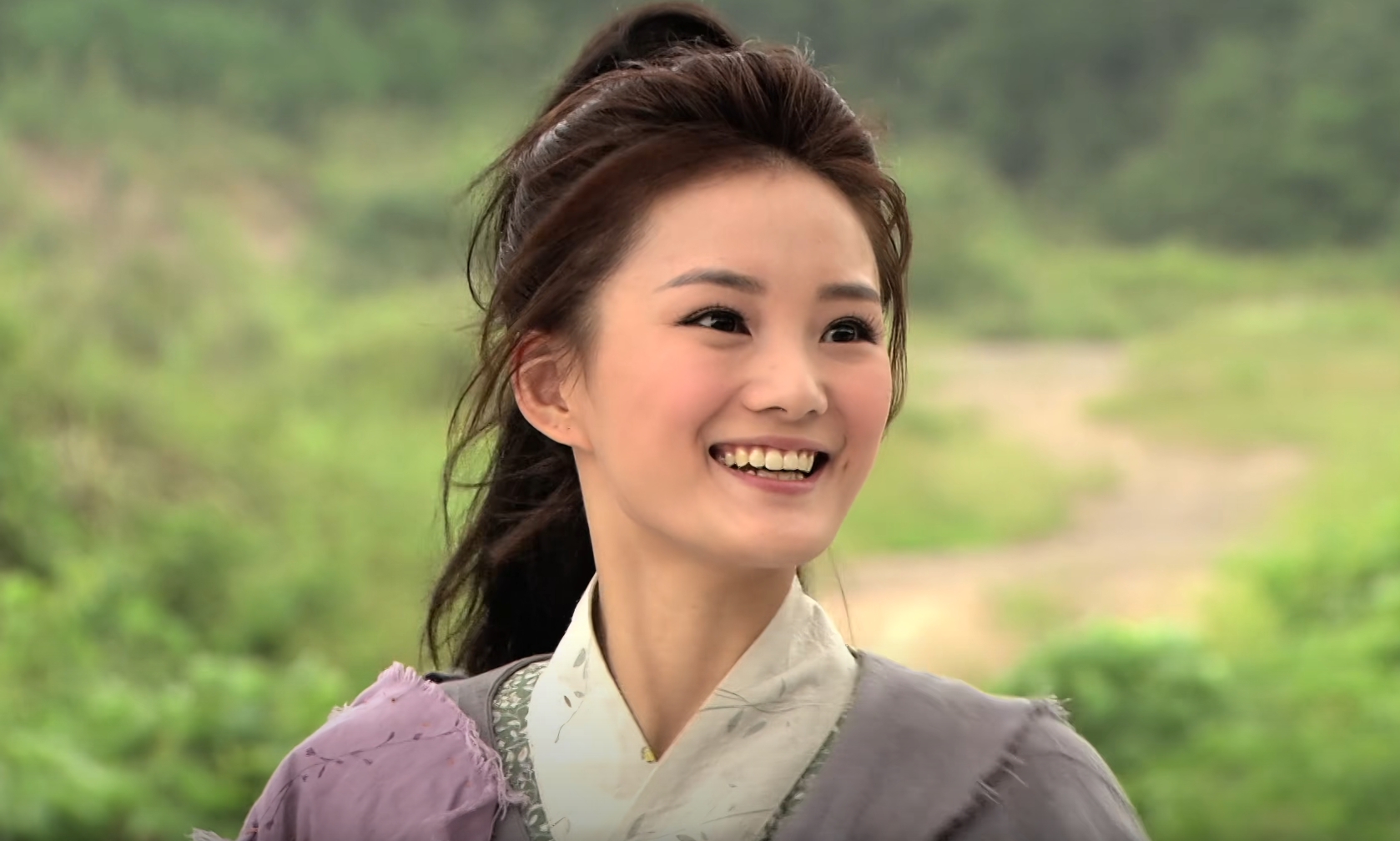 馨子好强啊,连乞丐装都能穿得这么好看. #薛平贵与王宝钏