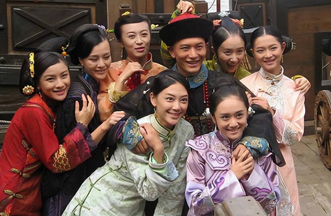 三妻四妾妻妾成群古代三妻四妾三妻四妾图片妻妾成群图片鹿鼎记三妻四