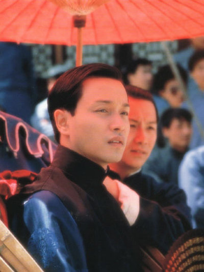 1都会刷一遍张国荣的《霸王别姬》,每次看完都是感慨万分,心想幸好有