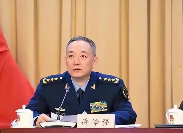 国防大学历任校长:共有十一位,都是上将军衔,首任校长开国中将