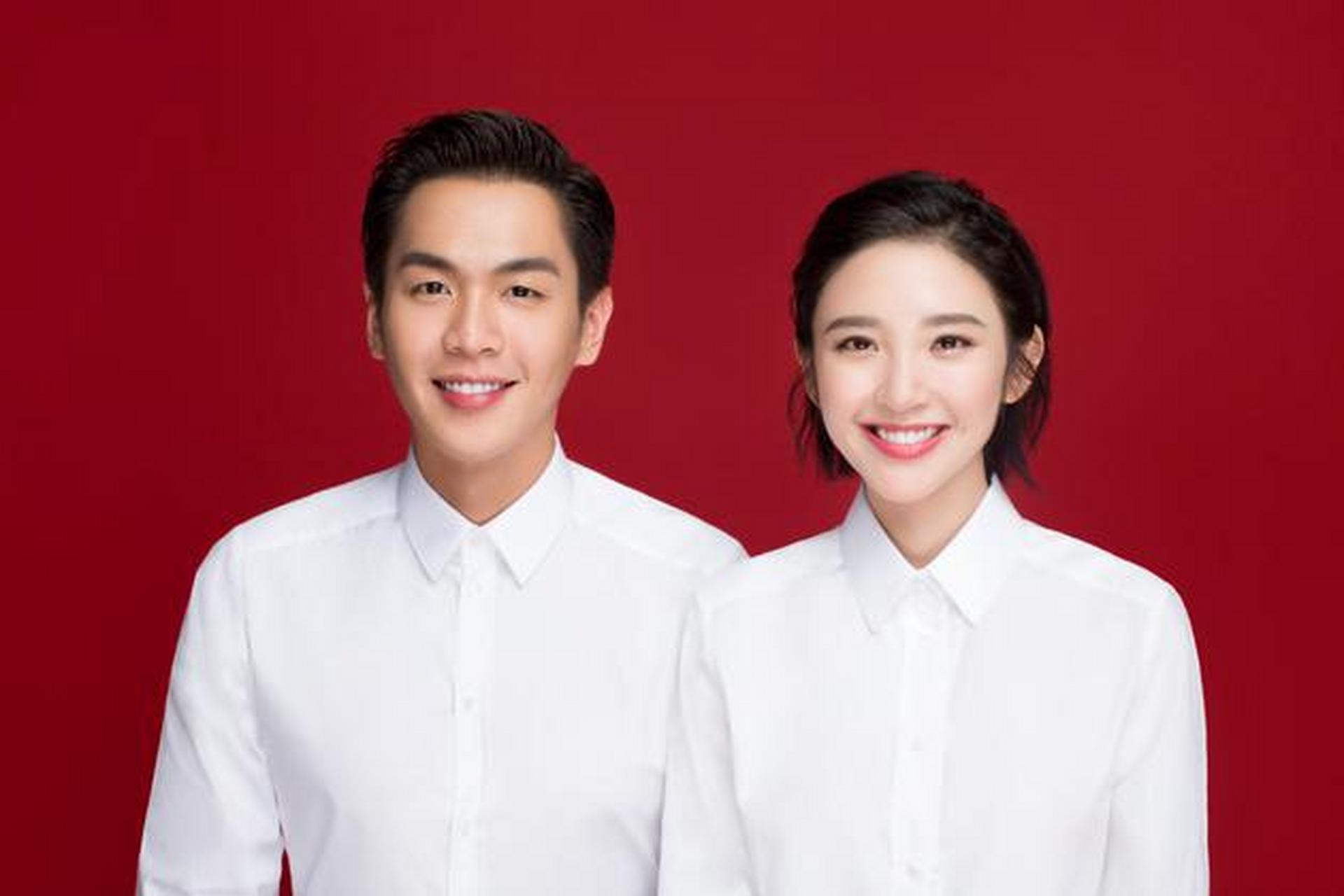 10对明星结婚证件照照,越看越搞笑. 1.刘强东章泽天 2.