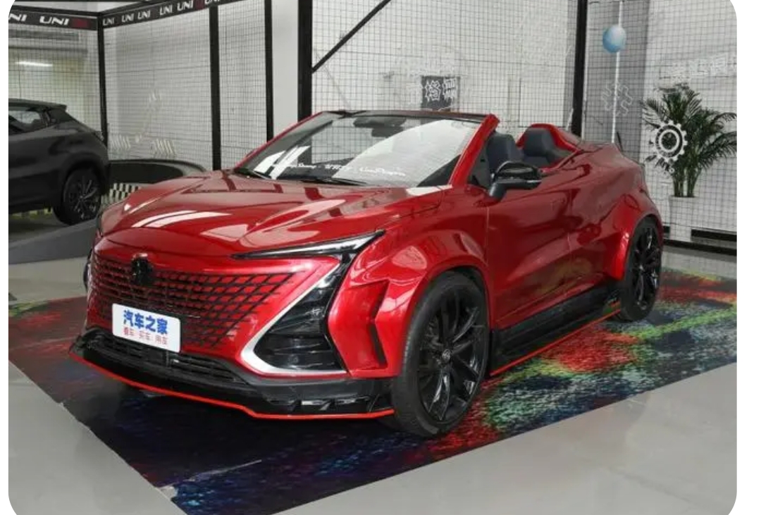 长安推敞篷跑车e12?颜值爆表了,爆表了!