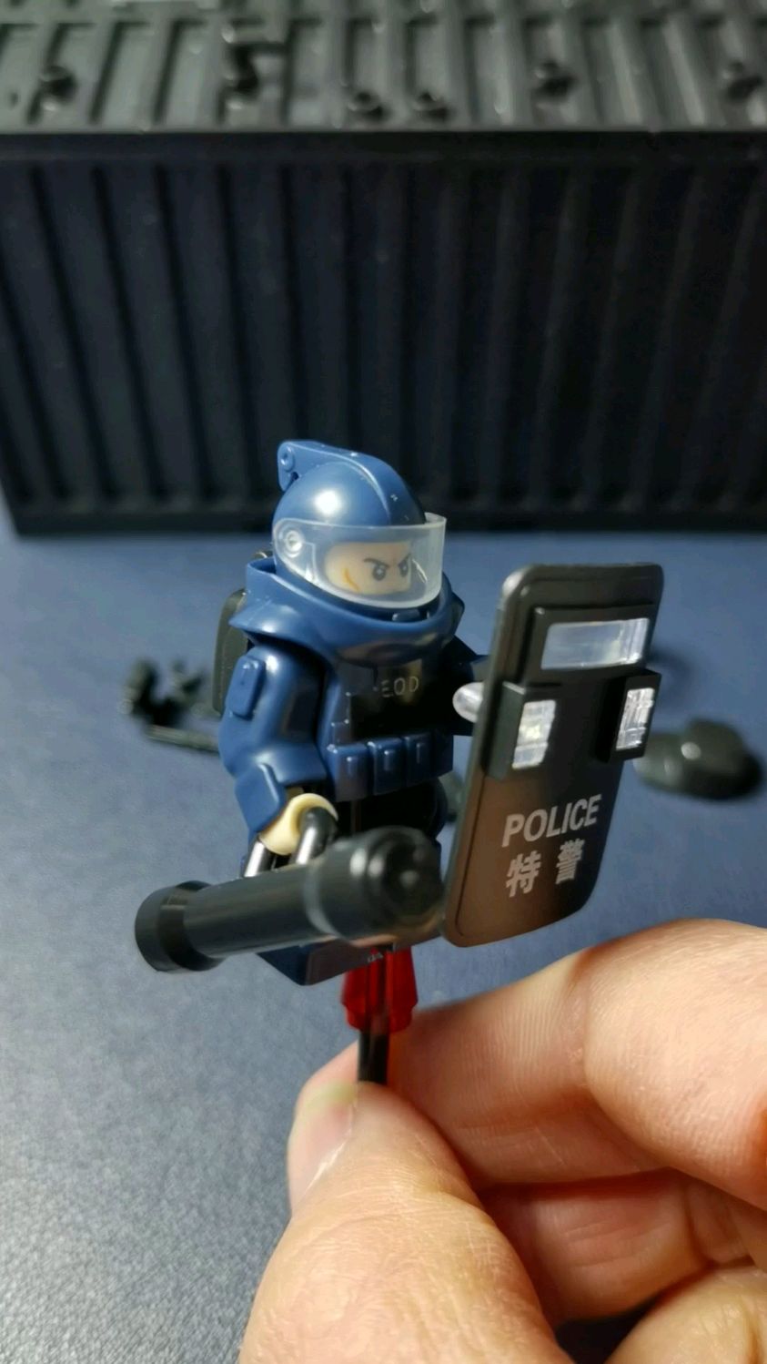 兼容乐高防爆特种兵积木人仔玩具,防爆特警,拆弹专家!#-度小视