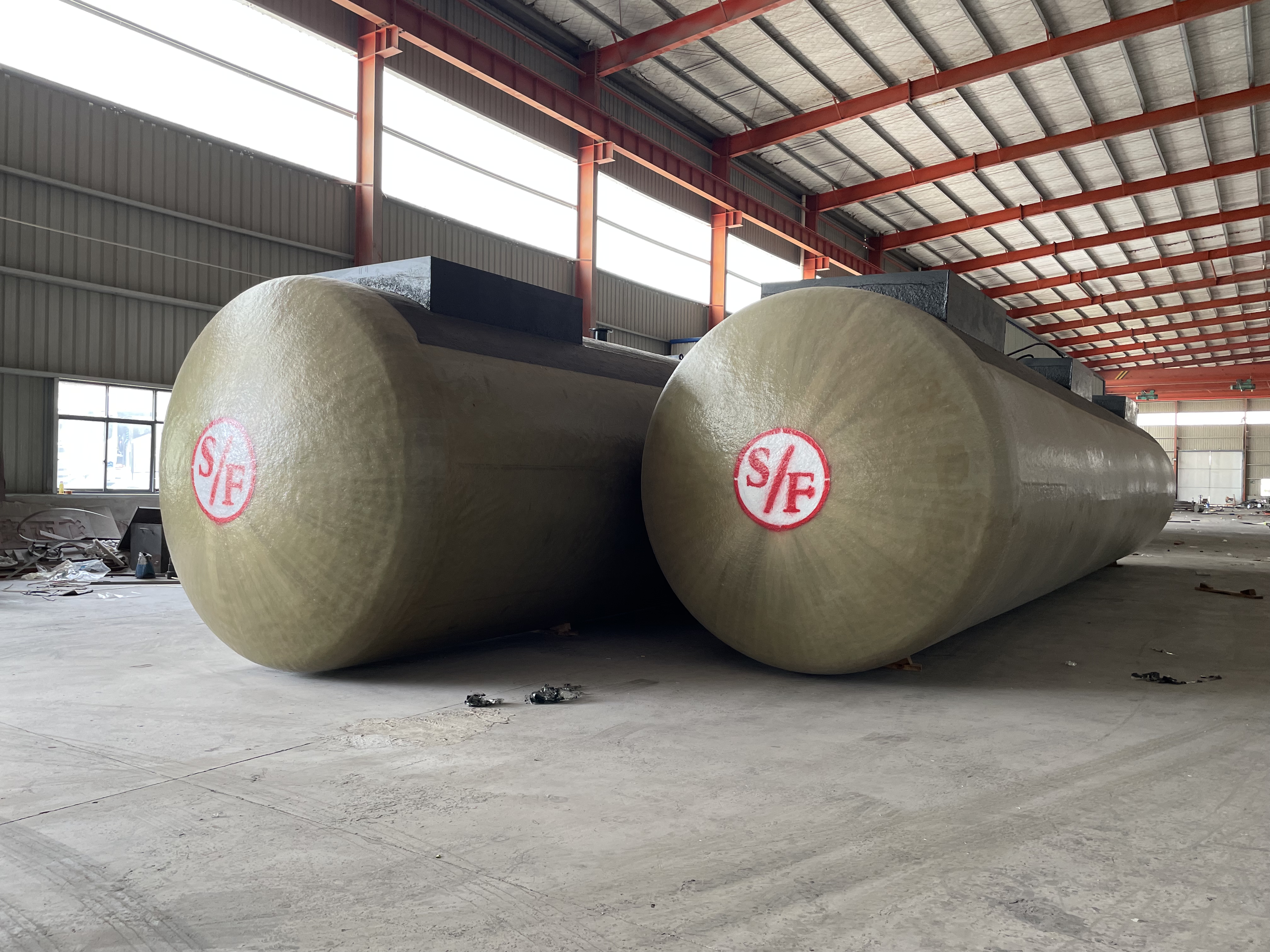 地上柴油罐选什么材质好呢?sf双层油罐安装标准是什么?