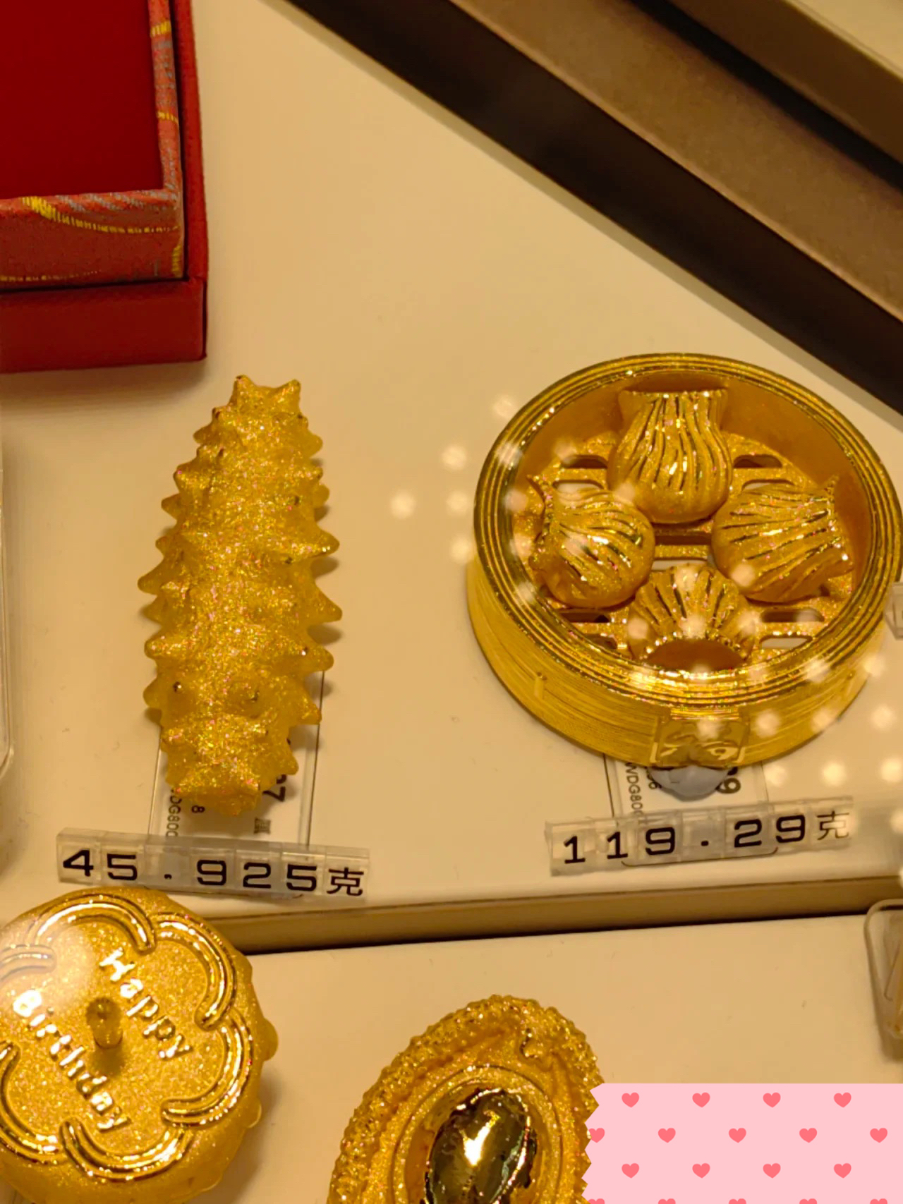 这是让人买30多克的黄金面包回家摆盘么?