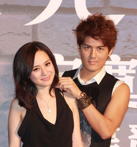 回顾何超莲绯色情史28岁坐拥10亿嫁妆追爱8年被4个男人无情辜负