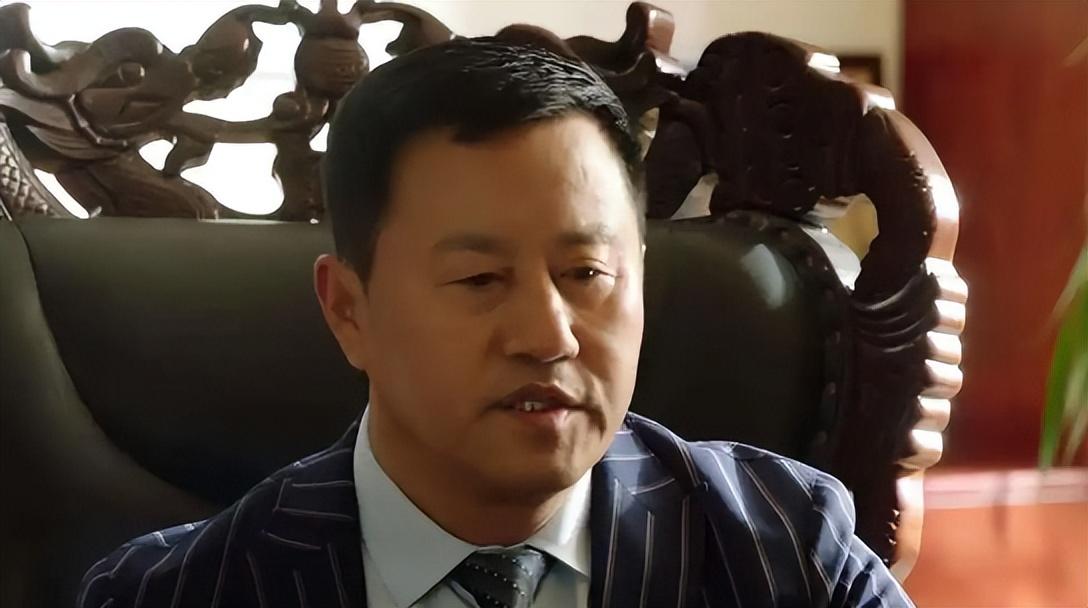 当时的王小宝和孙立荣合作的很默契,两人一起参加过很多二人转大赛,各