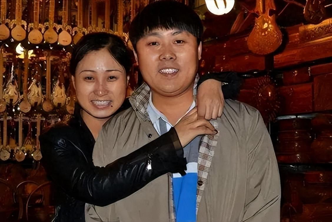 回顾那个承诺说成名后绝不抛弃糟糠妻的刘大成履行承诺了吗