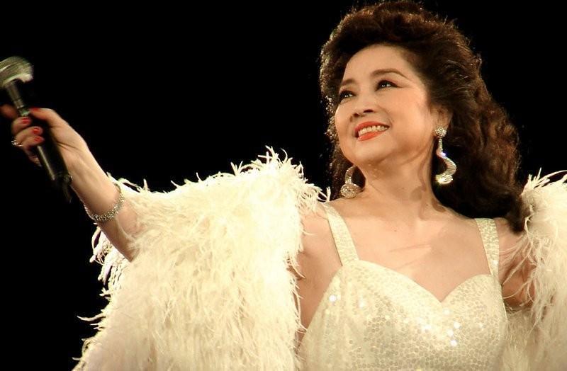 回顾中国八大女歌手排名有的至今活跃有的却已皈依佛门