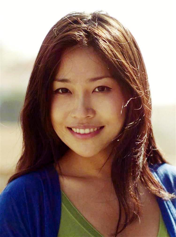 回顾张末目睹父亲张艺谋两次移情母亲的悲剧在自己身上重演