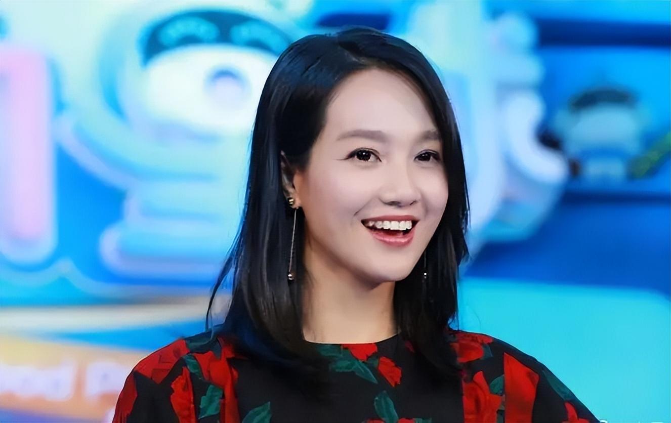 回顾主持人朱丹与林涵离婚后二婚嫁周一围生两子在卑微中幸福