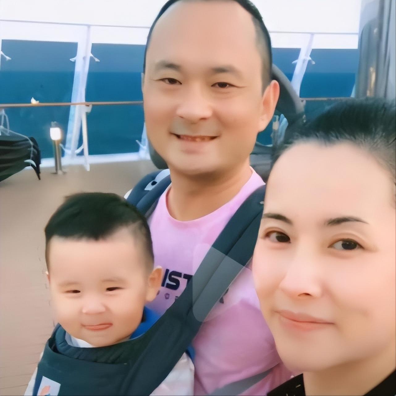 回顾杨明娜22岁走红41岁结婚生子44岁和前夫田亮对簿公堂